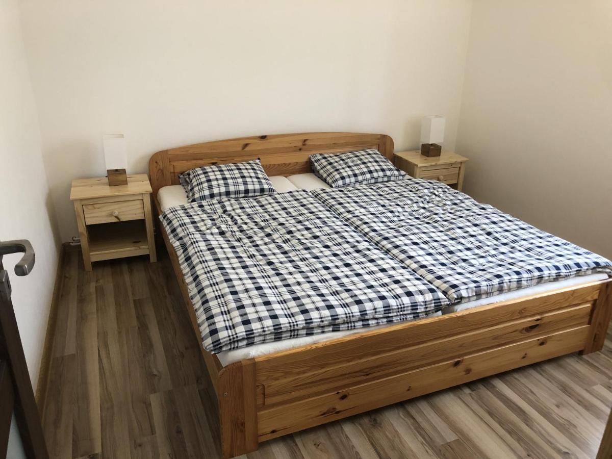 Апартаменти Apartman Pod Hradem Ческа-Каменіце Екстер'єр фото